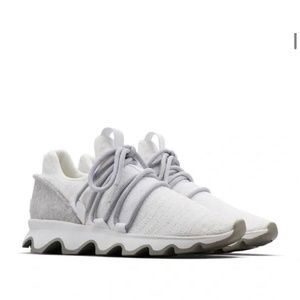 SOREL Kinetic Lace Sneaker, US 7.5, Off White Gray MRSP $135 SALE